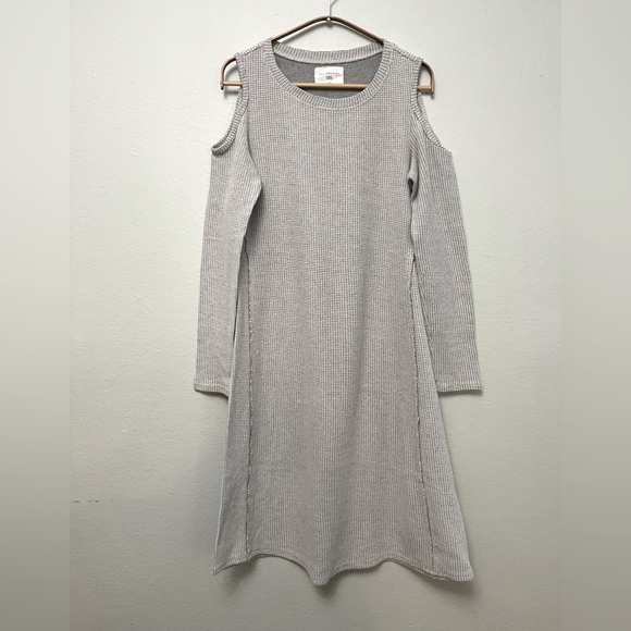 Sol Angeles Apres Cold Shoulder Dress, Grey Sz S - Picture 3 of 7